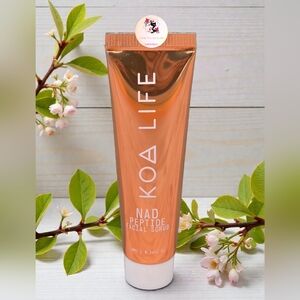 KOA LIFE NAD Peptide Facial Scrub 0.34 fl oz/10 ml Travel Mini Size
